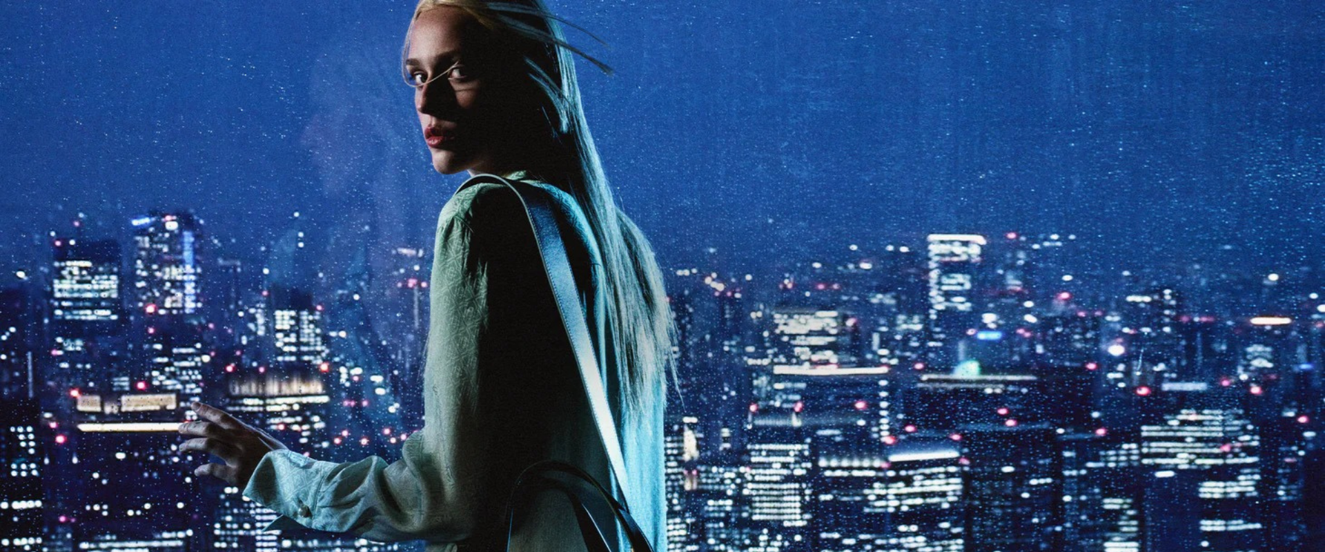 Athleisure leggings for workout or casual wear